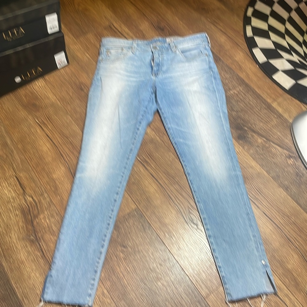 🩵AG legging ankle light chambray 30 regular waist 15 inseam 28 slit ankle